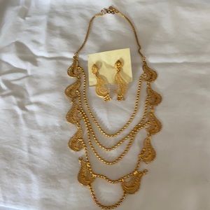 Indian style goldstone set